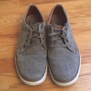 Skechers air Cooled memory foam oxfords.  Gray color. Size 10.5. Great condition
